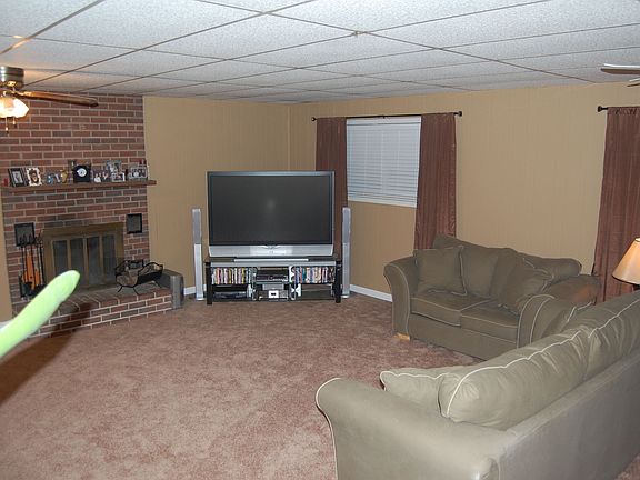 4th image of 460 Raven Ln
