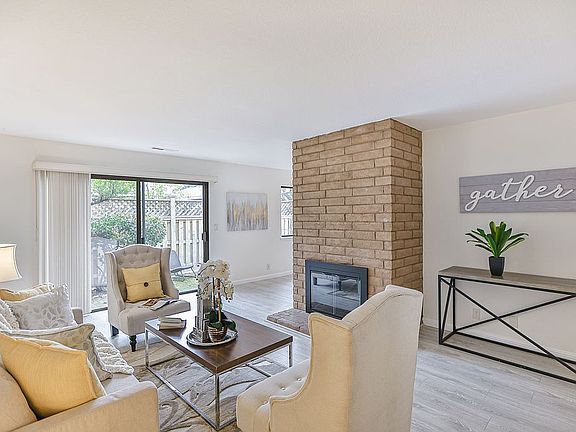 4th image of 12284 Atrium Cir