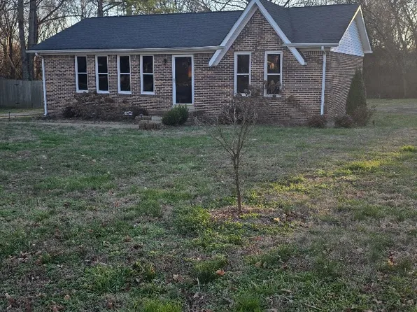 806 Jones Cir, Spring Hill, TN 37174