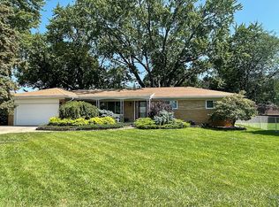 37646 Irene Dr, Sterling Heights, MI 48312