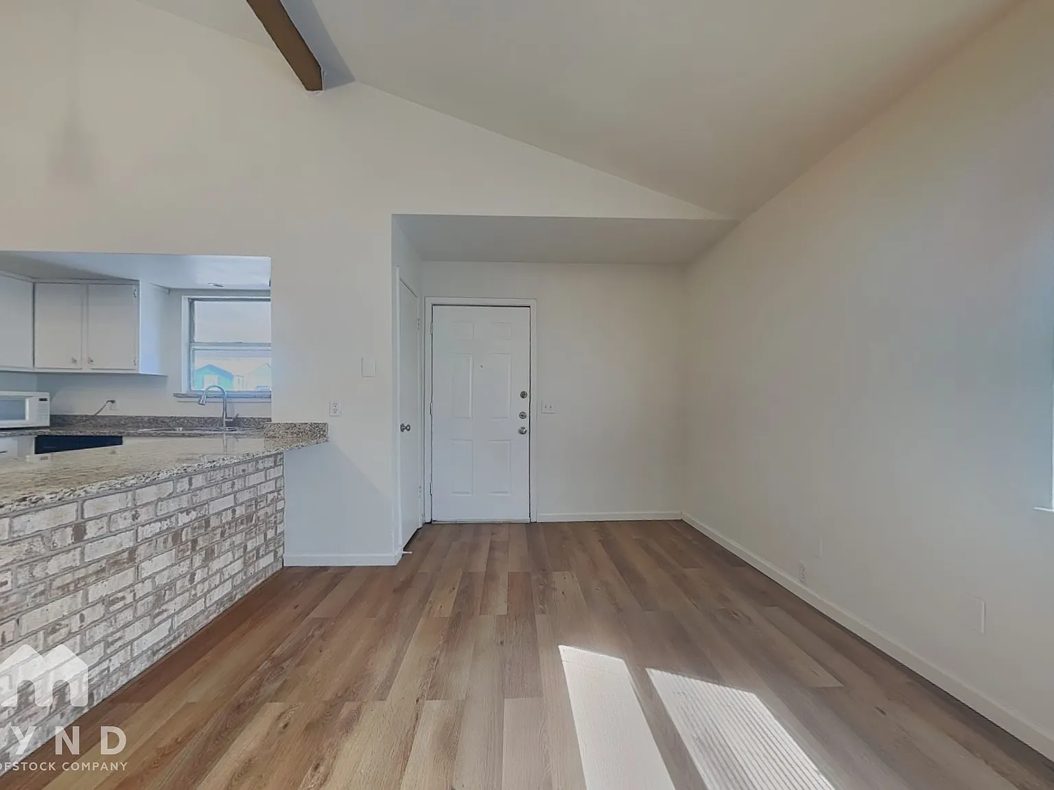 4709 Houghton Ave — Photo 3