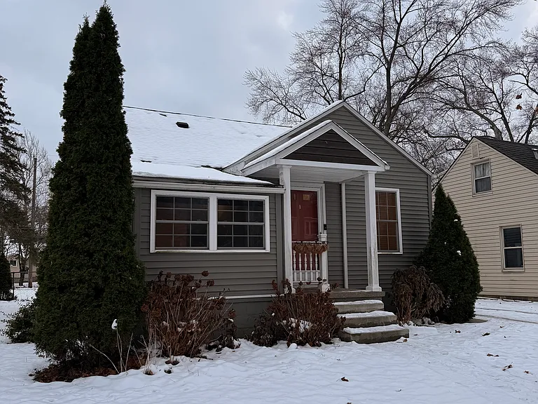 315 Pearson St — Photo 17