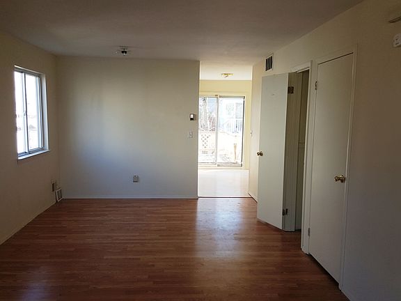 LR/Dining Area_View A