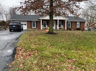 619 Scenic Dr, Harrodsburg, KY 40330
