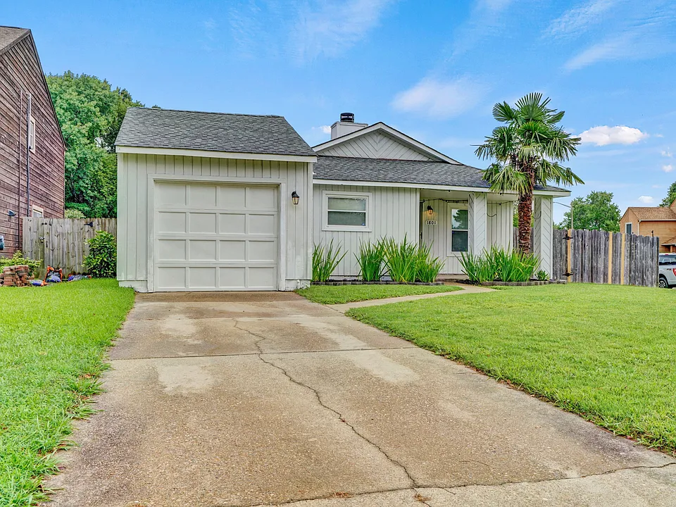 1801 Colleen Ct