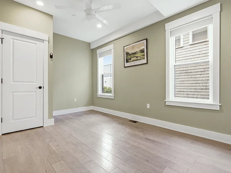 447 Frankfort St #1 — Photo 19