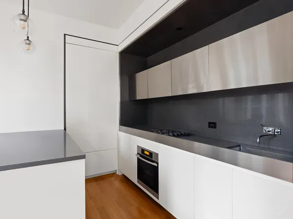 15 William Street image 4 of 18