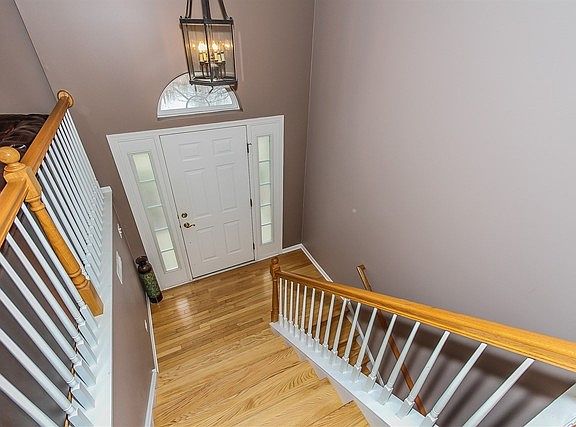 2nd image of 1019 Reserve Dr #1019