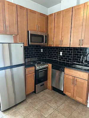 Rented by Waverly Realty Associates | media 3