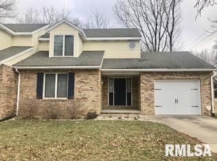 100 N Meadowbrook Rd, Springfield, IL 62711