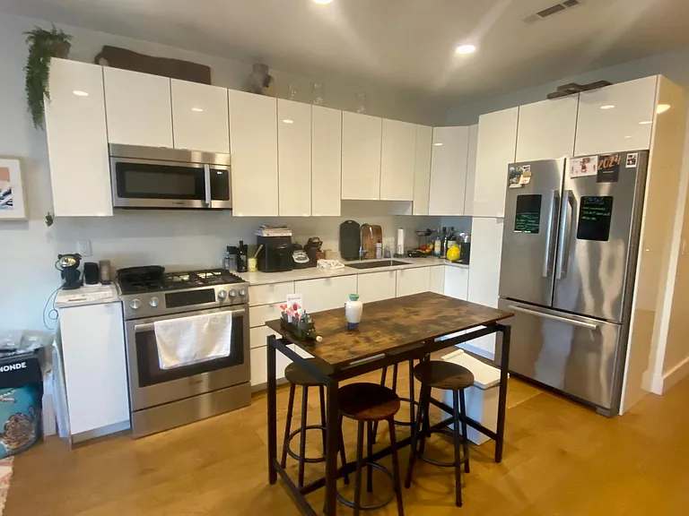 250 Meridian St #608 — Photo 31