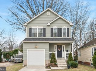 318 Walnut Ave, Oaklyn, NJ 08107