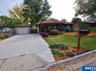 3312 S 42nd St, Lincoln, NE 68506