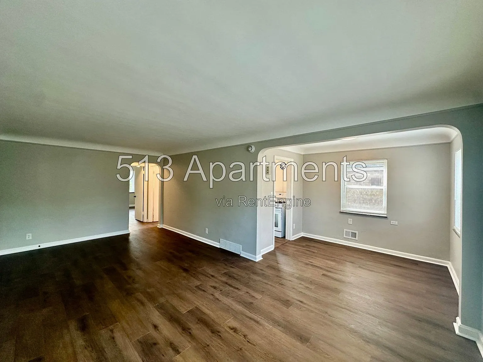 2 bed, 1.0 bath, 1000 sqft, $1,095 — Photo 2