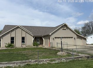 714 Raleigh Creek Dr, Cridersville, OH 45806
