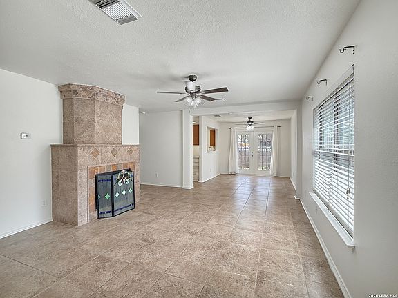 2nd image of 16542 Blanco