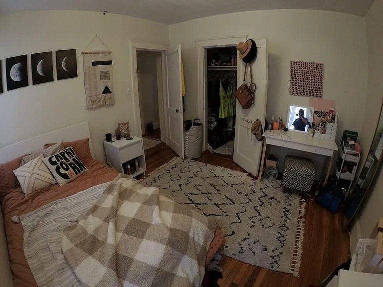 241 Freeman St #1E — Photo 7