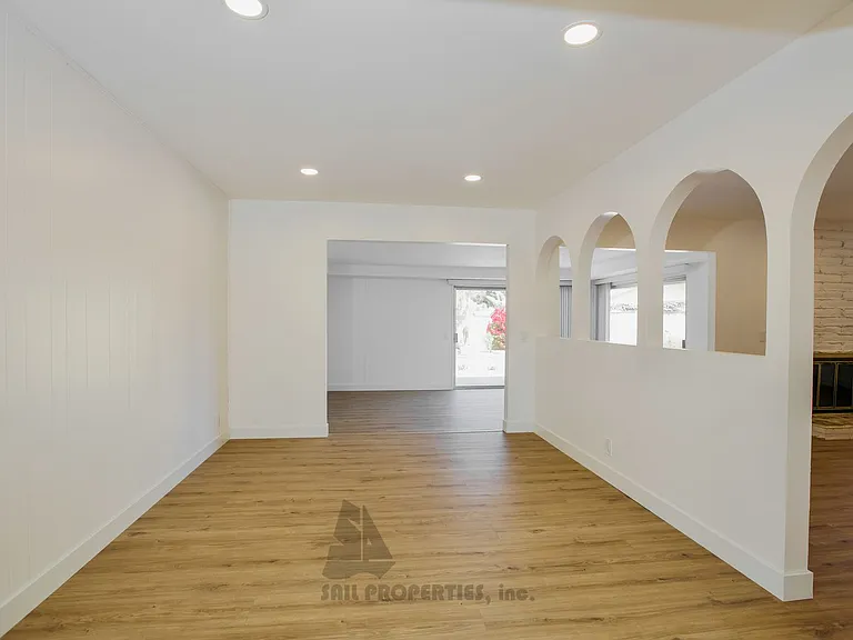 9618 Pauline Dr — Photo 6
