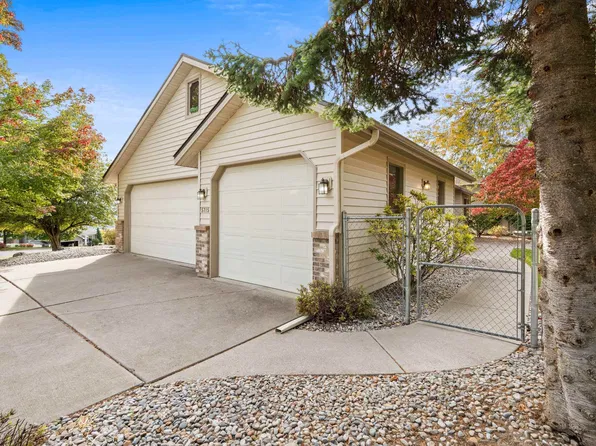 5715 N Vista Grande Dr, Otis Orchards, WA 99027