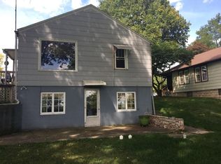 510 1st St E, Lyndon, IL 61261