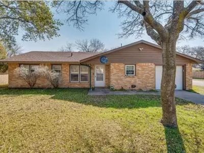 1121 Davis St, Cleburne, TX, 76033