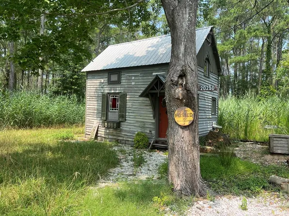 20250 Deep Creek Rd, Onancock, VA 23417