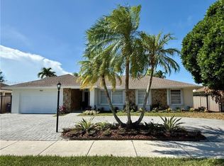 11561 SW 99th St, Miami, FL 33176