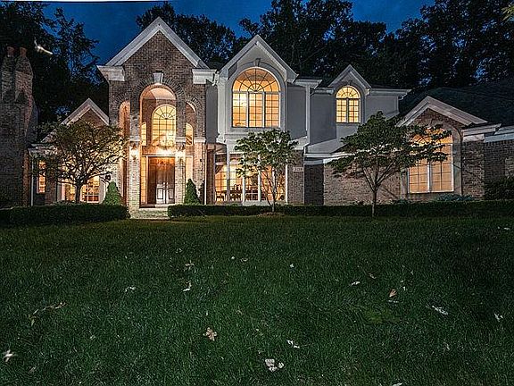 2nd image of 5210 Overbrook Dr