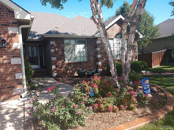 5th image of 517 S Estates Dr