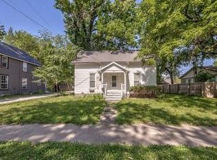 125 N Pine St, Olathe, KS 66061