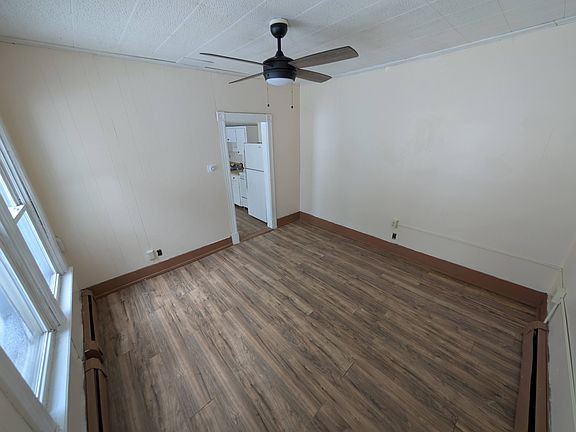 3rd image of 255 Main St APT 3