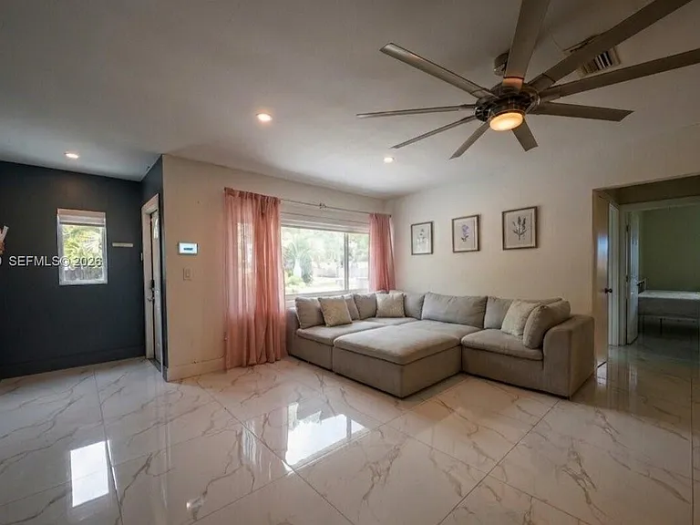 7304 McKinley St — Photo 4