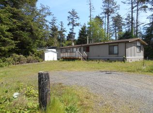 672 S Dolphin St, Rockaway Beach, OR