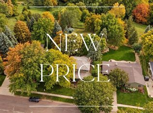 317 E Autumn Ln, Sioux Falls, SD 57105