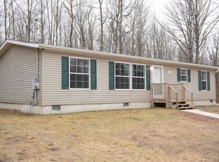 1041 W Gordonville Rd, Midland, MI 48640