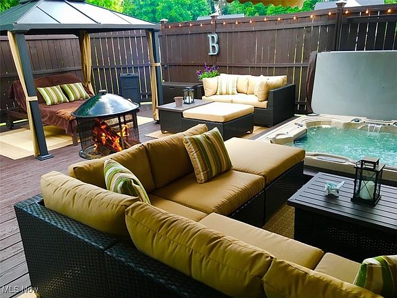 4th image of 2784 Pinegate Dr