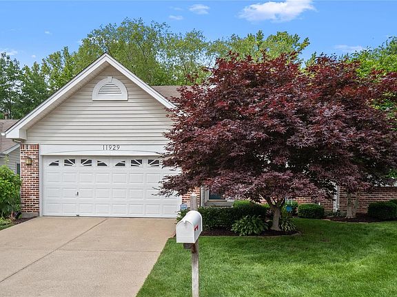 2nd image of 11929 Moorland Woods Cir
