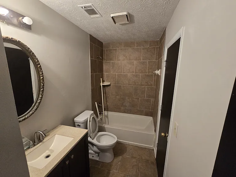 5887 Rock Rd — Photo 2