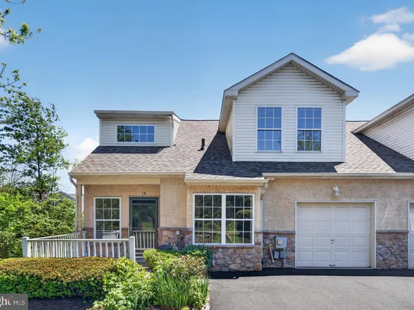 18 Trent Ln #18, East Norriton, PA 19401