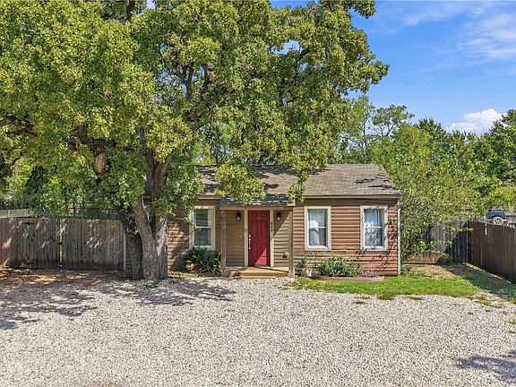 4th image of 603 Wellborn Rd