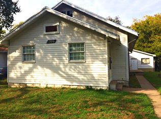 1306 W 2nd St N, Wichita, KS 67203