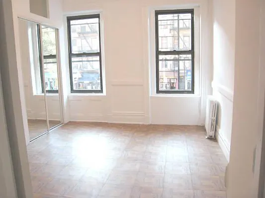 Rented by Manhattan Best Realty, Inc. | media 17