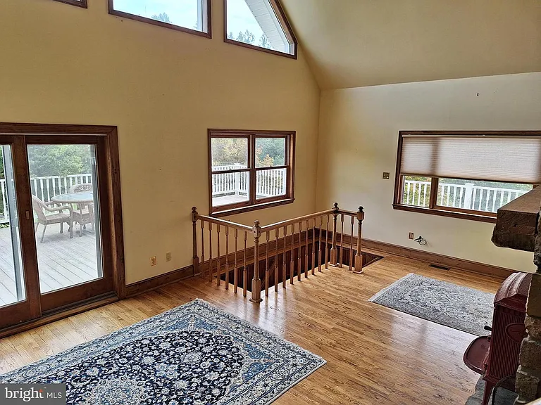 9078 Knoll Run Ln — Photo 13