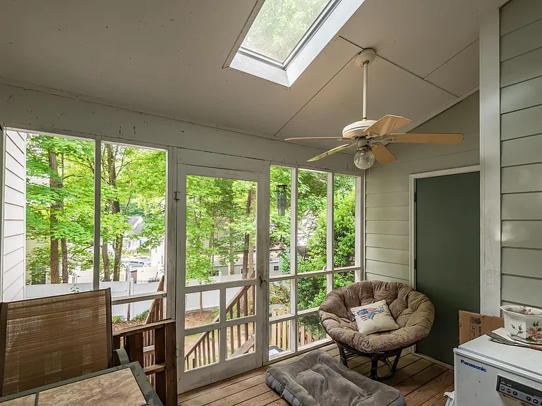 2803 Sterling Park Dr — Photo 17