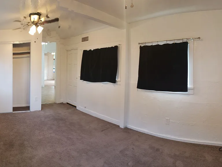 2419 J St #1-4 — Photo 10