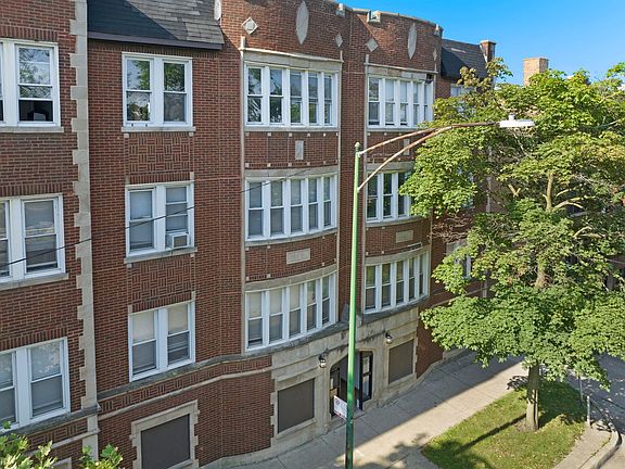 3rd image of 7600 S Phillips Ave #2417-3