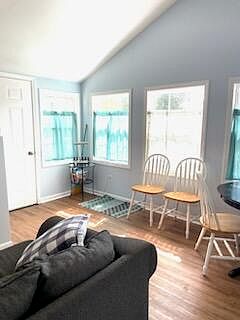 4th image of 2740 Sandon Cir #11