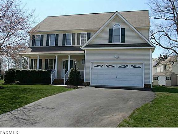 2nd image of 501 Green Garden Cir