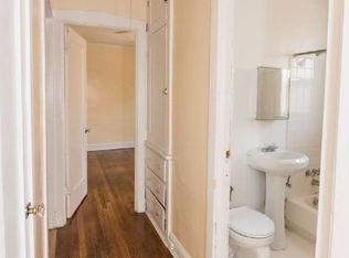 6647 N Newgard Ave #6653-1E, Chicago, IL 60626