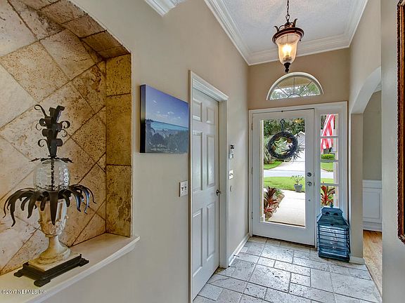 3rd image of 1820 Royal Fern Ln